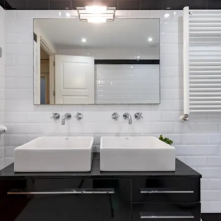 Gran Con Estilo En El Centro De * Бильбао